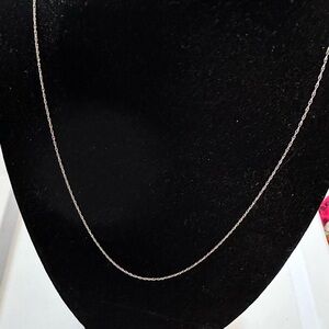 14K White Gold Chain Necklace